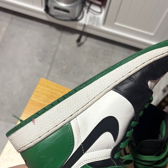 Nike Green and Black High-Top Sneakers - Picture 7 of 7